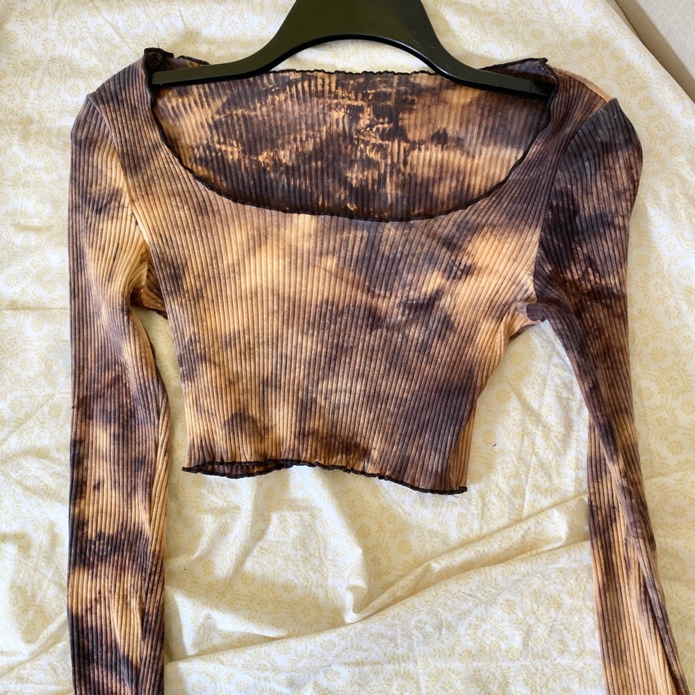 tie dye crop top